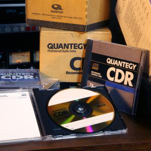 Quantegy 24 KT Gold Recordable CD 74 min/650 MB